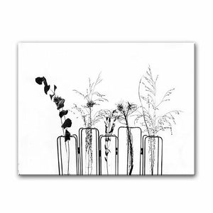 Black Flowers on White Background' - Wrapped Canvas Photographic Print on Canvas