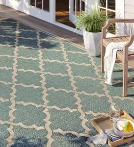 Lauber Light Turquoise Geometric Indoor/Outdoor Area Rug- 3'9" x 5'5"